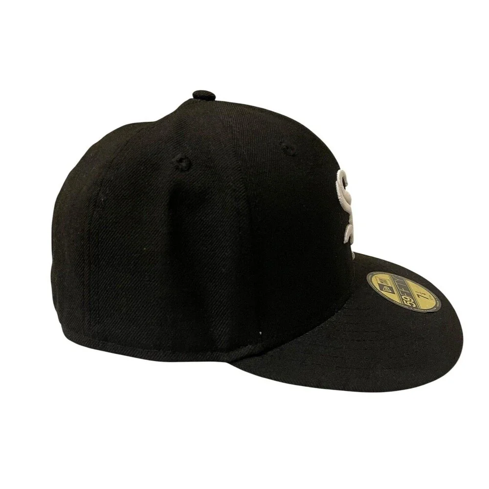 New Era 59Fifty Chicago White Sox Black Fitted Cap Size 7 1/4 MLB - Picture 3 of 8